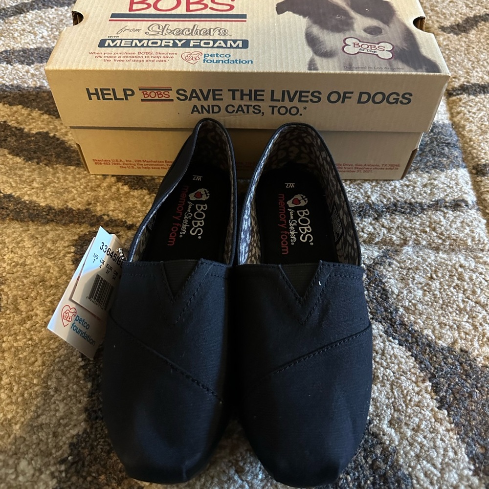Bobs by Sketchers shoes Women’s Size 7